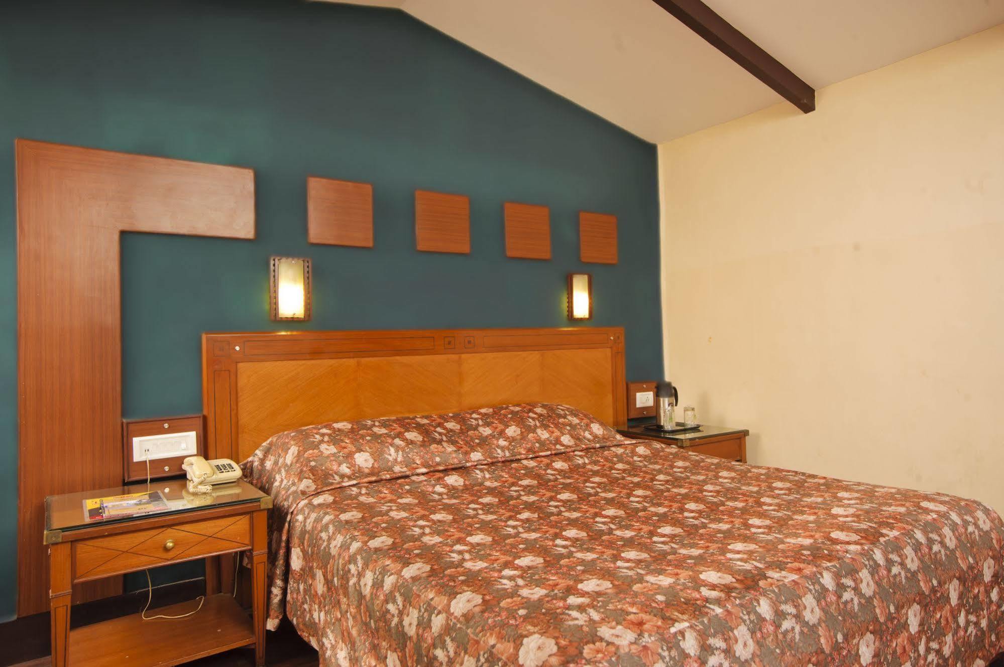 Hotel Jai Kodaikanal Ngoại thất bức ảnh