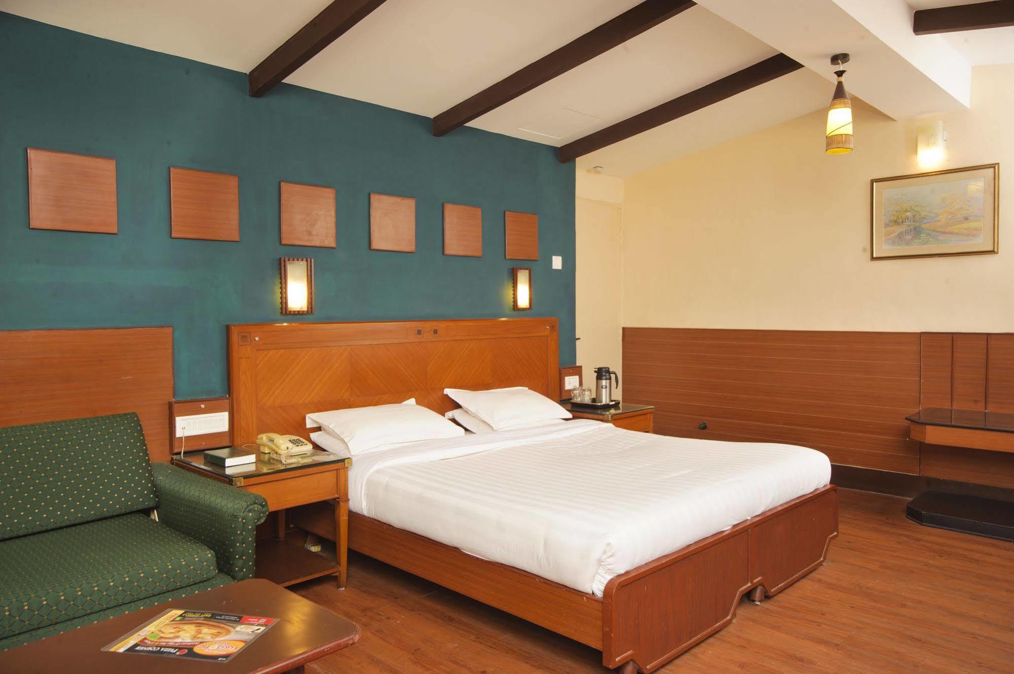 Hotel Jai Kodaikanal Ngoại thất bức ảnh